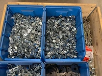 Partij installatiemateriaal - afbeelding 4 van  4