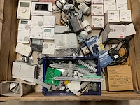 Partij installatiemateriaal - afbeelding 2 van  7