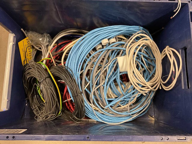 Partij installatiemateriaal - afbeelding 2 van  5