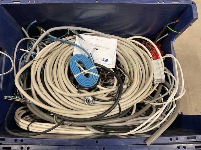 Partij installatiemateriaal - afbeelding 4 van  5
