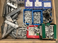 Partij installatiemateriaal - afbeelding 2 van  3