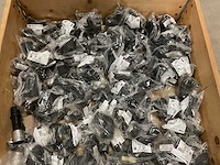 Partij installatiemateriaal - afbeelding 3 van  3