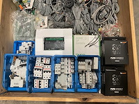 Partij installatiemateriaal - afbeelding 2 van  6
