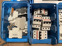 Partij installatiemateriaal - afbeelding 4 van  6