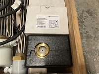 Partij installatiemateriaal - afbeelding 4 van  7