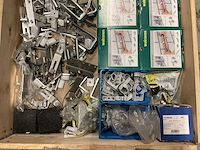 Partij installatiemateriaal - afbeelding 2 van  7