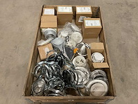 Partij installatiemateriaal - afbeelding 1 van  5