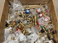 Partij installatiemateriaal - afbeelding 3 van  3