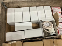Partij installatiemateriaal - afbeelding 2 van  11