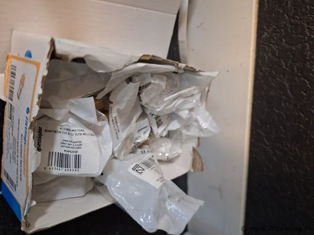 Partij installatiematerialen; in 7 dozen - afbeelding 6 van  14
