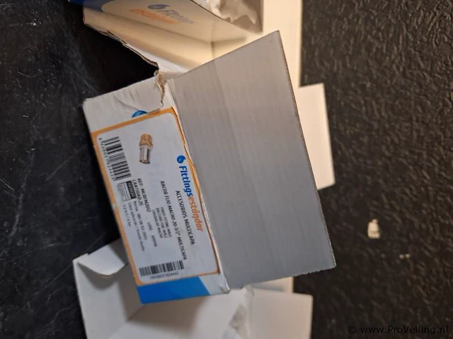 Partij installatiematerialen; in 7 dozen - afbeelding 14 van  14