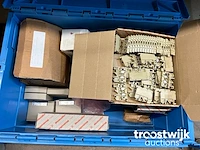 Partij installatiematerialen - afbeelding 2 van  9