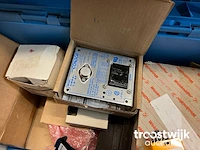 Partij installatiematerialen - afbeelding 7 van  9
