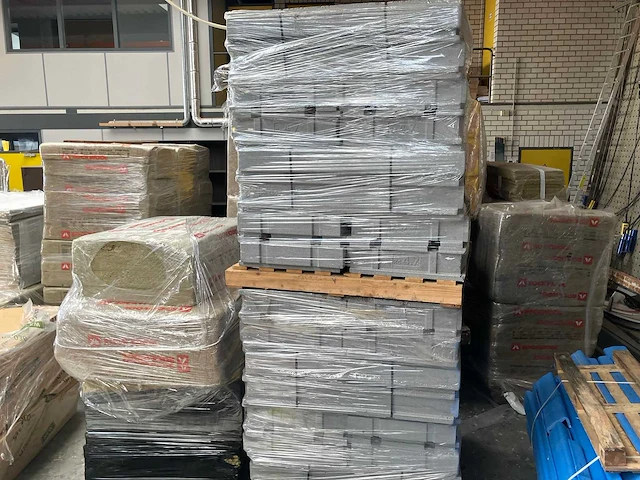 Partij isolatiemateriaal - afbeelding 7 van  8