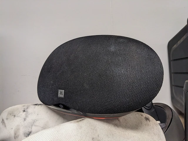 Partij jbl boxen en airpods - afbeelding 4 van  16
