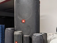 Partij jbl boxen en airpods - afbeelding 7 van  16