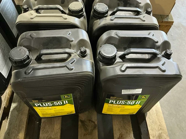 Partij john deere motorolie - afbeelding 3 van  6
