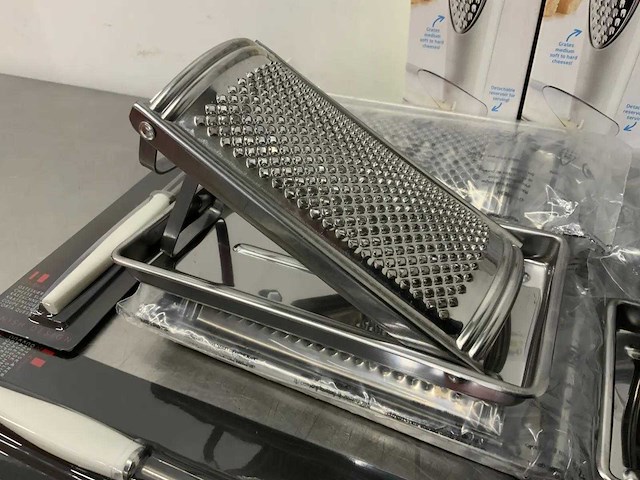 Partij kaasraspen en schaven - afbeelding 3 van  4