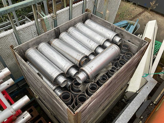 Partij kachel/schoorsteen pijpen ( rvs) - afbeelding 1 van  6