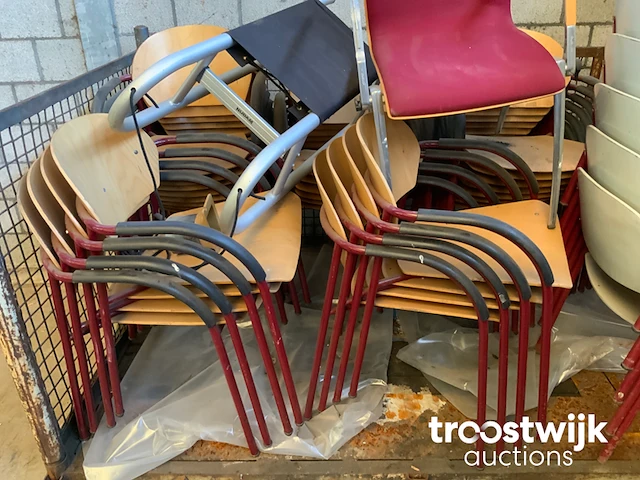 Partij kantinestoelen - circa 36 stuks - afbeelding 3 van  4