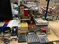 Partij kantoorartikelen, printer en monitor - afbeelding 3 van  7