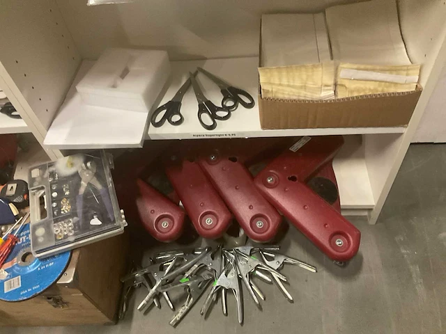 Partij kantoorbenodigdheden/gereedschap - afbeelding 4 van  8