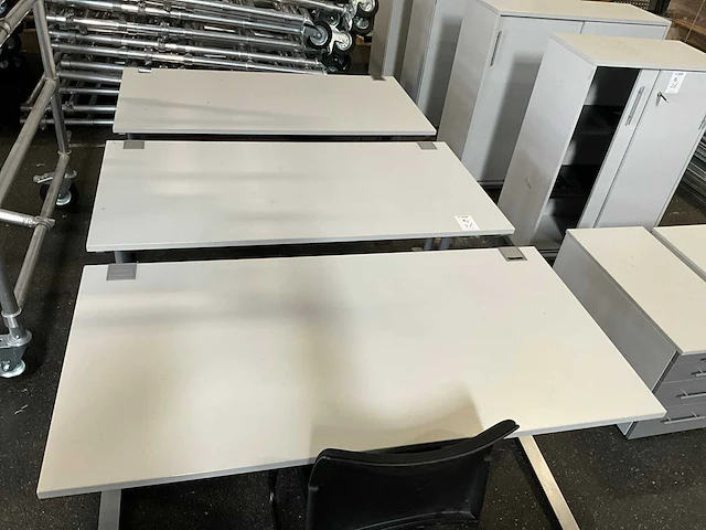 Partij kantoorinventaris - afbeelding 5 van  12