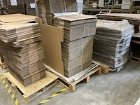 Partij karton, dozen en papier - afbeelding 6 van  16