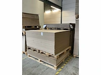 Partij karton - afbeelding 4 van  6
