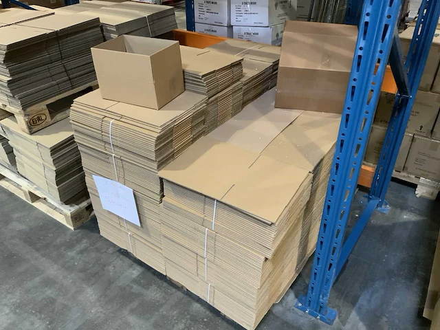 Partij kartonnen dozen - 16x pallet - afbeelding 2 van  16