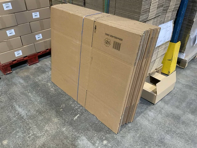 Partij kartonnen dozen - 16x pallet - afbeelding 10 van  16