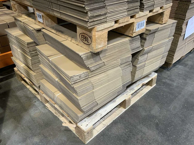 Partij kartonnen dozen - 16x pallet - afbeelding 16 van  16