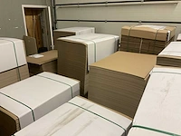 Partij kartonnen dozen en vellen - afbeelding 7 van  11