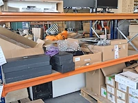 Partij kassa systeem schermen en accessoires, diverse merken - afbeelding 1 van  10