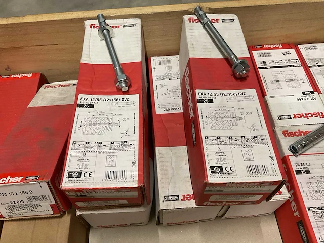 Partij keilbouten en -hulzen, 15 dozen - afbeelding 4 van  5