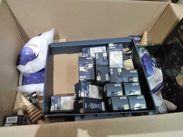 Partij kerst- & seizoensartikelen - afbeelding 1 van  3