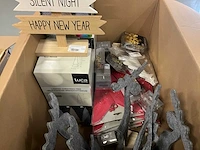 Partij kerstversiering - afbeelding 2 van  10