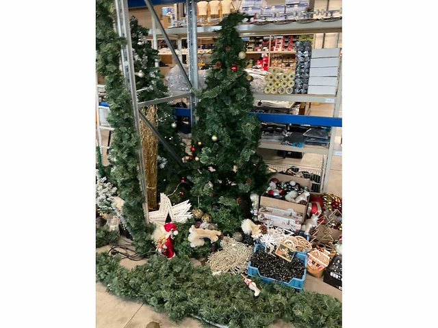 Partij kerstversiering - afbeelding 5 van  9