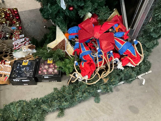 Partij kerstversiering - afbeelding 9 van  9