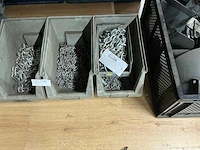 Partij ketting, vleugelbouten en divers - afbeelding 2 van  6