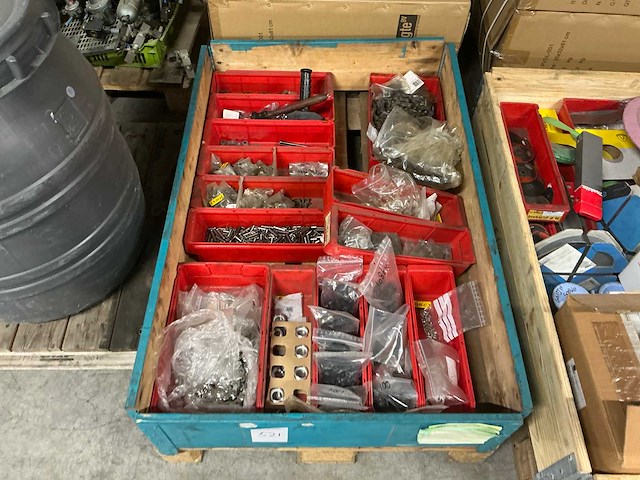 Partij kettingen en onderdelen - afbeelding 2 van  8