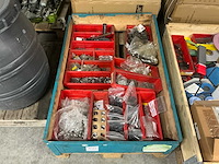 Partij kettingen en onderdelen - afbeelding 2 van  8