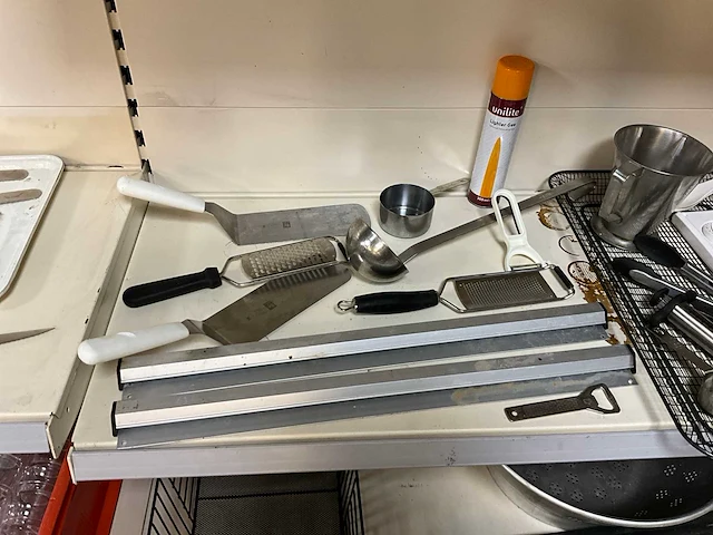 Partij keukenbenodigdheden - afbeelding 8 van  8