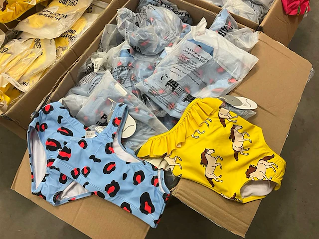 Partij kinder-zwemkleding - afbeelding 7 van  13