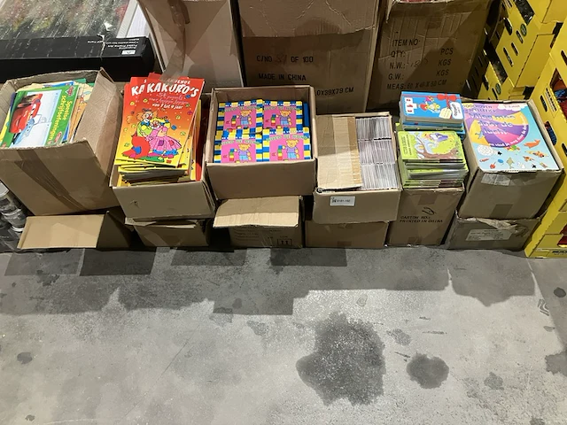Partij kinderboekjes - afbeelding 1 van  8