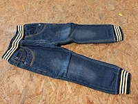 Partij kinderkleding met broek paspoppen en 3x kleding rek - afbeelding 6 van  18