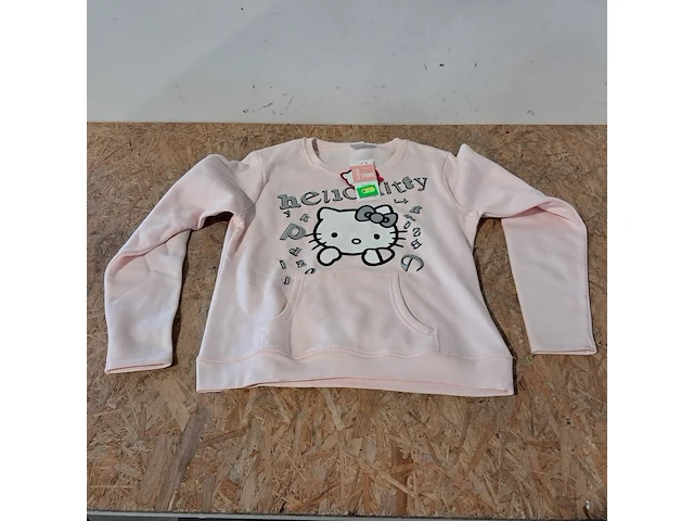 Partij kinderkleding met broek paspoppen en 3x kleding rek - afbeelding 9 van  18