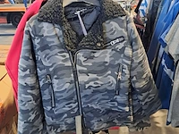Partij kinderkleding op 4x kledingrek - afbeelding 7 van  28