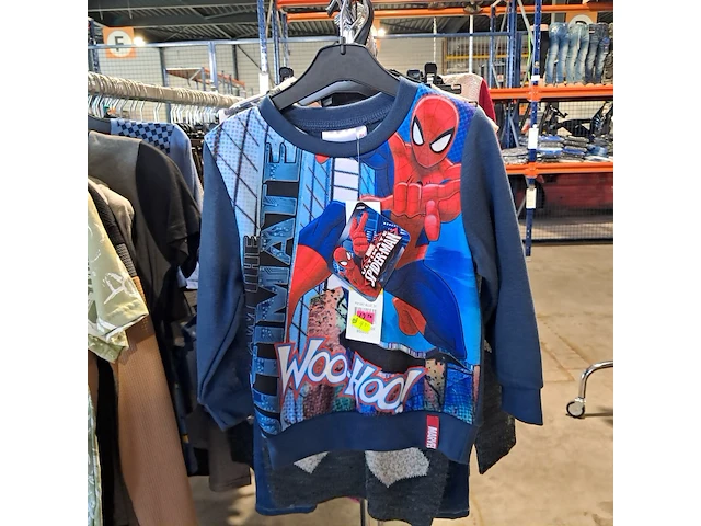 Partij kinderkleding op 4x kledingrek - afbeelding 11 van  28
