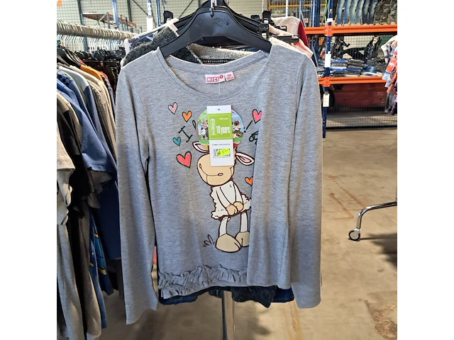 Partij kinderkleding op 4x kledingrek - afbeelding 26 van  28